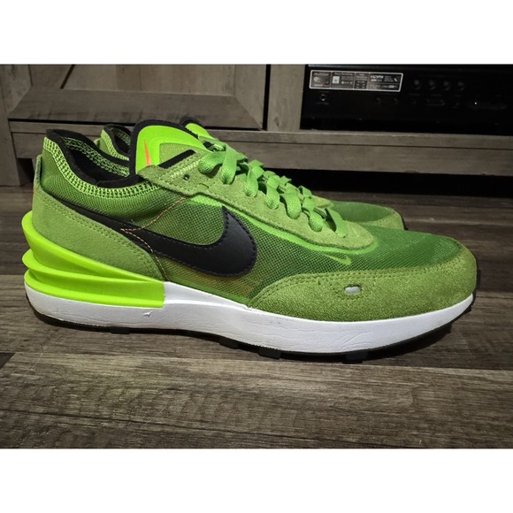 Nike Mens Size 9 Waffle One Electric Green DA7995-300 Running Shoes Sneakers EUC - Picture 1 of 14
